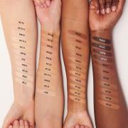 MAC Studio Fix 36HR Smooth Angles Concealer (Various Shades) - NW25
