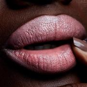 MAC Rouge à Lèvres Crèmesheen Pearl (teintes variées) - Modesty