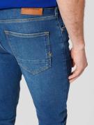 Jean 'Essentials Skim in organic cotton'