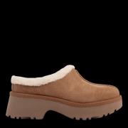 UGG Australia New heights cozy clog 1162510