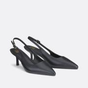 Puntige leren slingback pumps