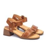 Oliva leren sandalen met hak, gemaakt in Europa