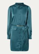 NIKKIE Kenya mini blousejurk met pofmouw en strikceintuur