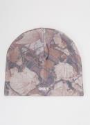 Obey Bold Camo ribgebreide muts met print