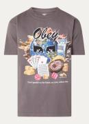 Obey Act Now T-shirt met print