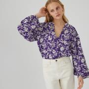 Blouse ample col V, manches longues