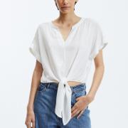 Blouse courte à nouer