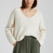 Pull col V en fine maille EAST