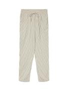 Pantalon droit, 7/8 ème