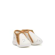 Chaussons zippés panda