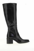 Bottes pointues en cuir