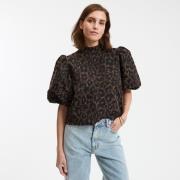 Blouse col montant, jacquard léopard