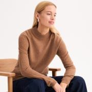 Pull en cachemire col montant en fine maille