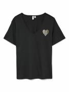 T-shirt col V coeur poitrine